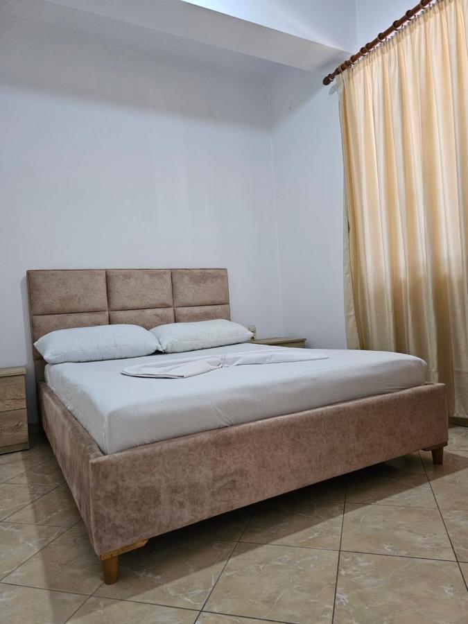 Alex Apartments Саранда Экстерьер фото